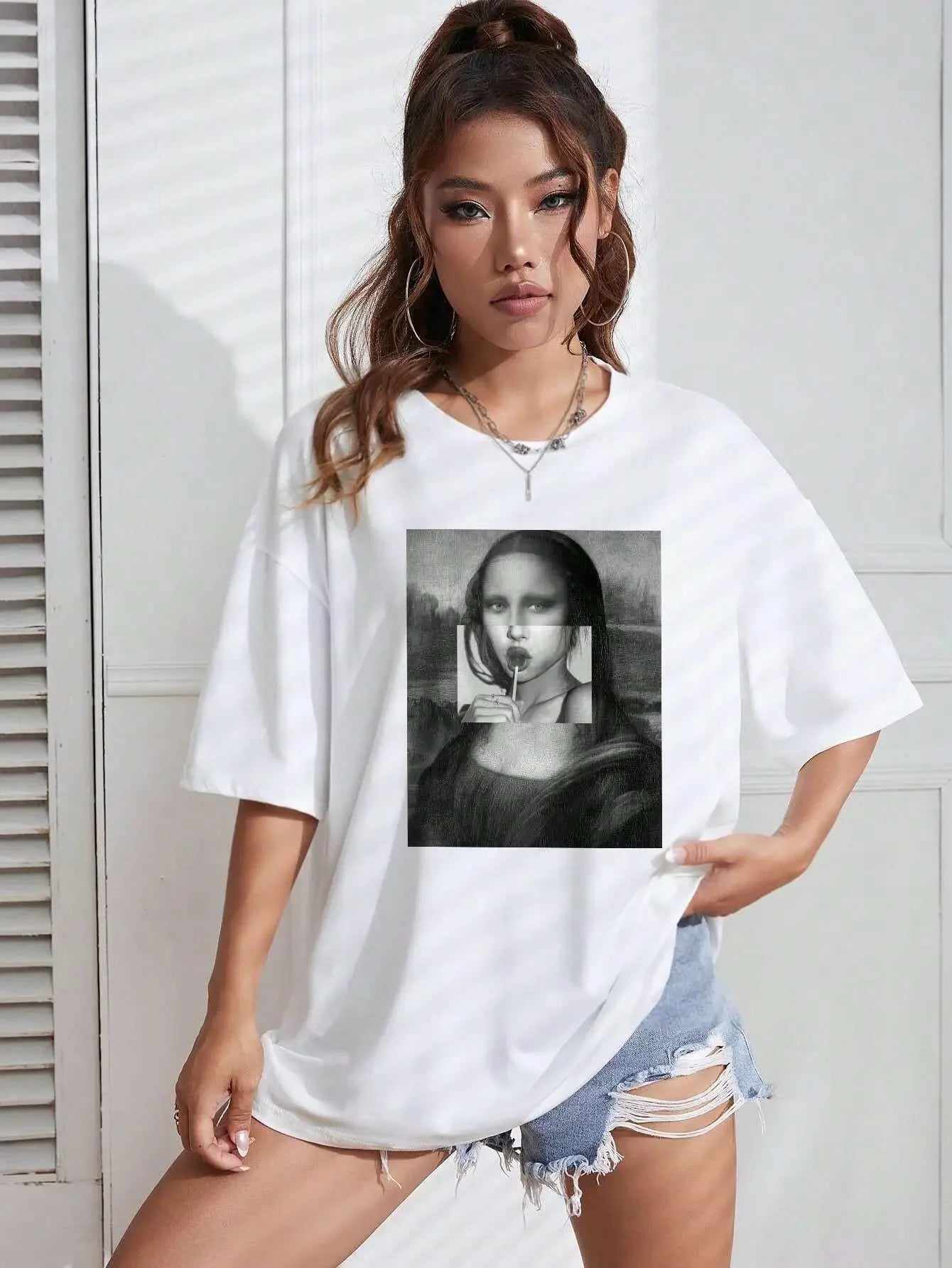 Bad Mona Lisa Oversized Tee